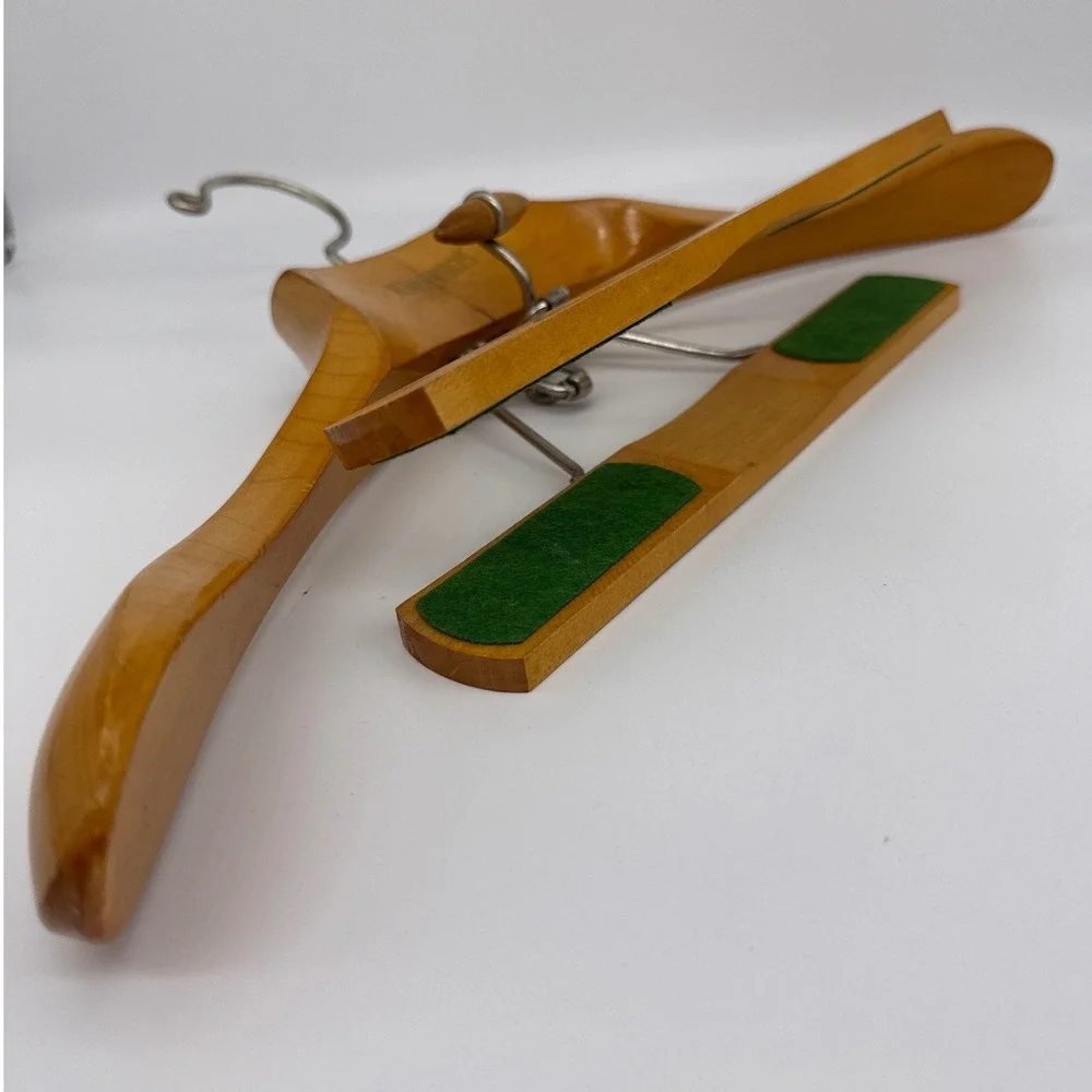 Vintage Neiman Marcus‎ Setwell Wood Suit Hanger Wishbone Clamp Clothes Pants USA